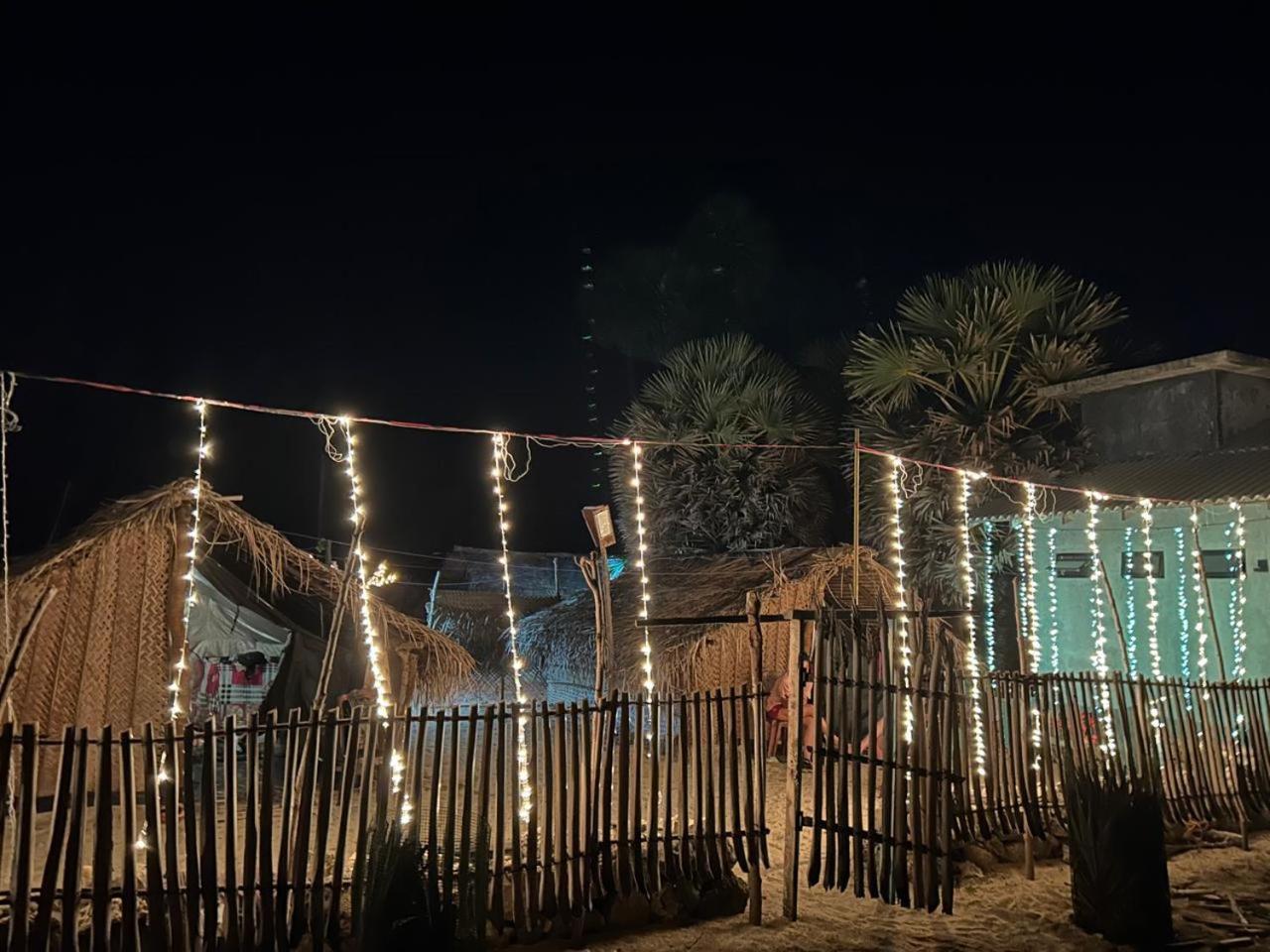 Delft Jeyam Resorts Delft East Rum bild